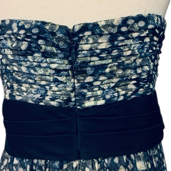 BCBGMaxAzria | Blue Silver Metallic Strapless Formal Gown Carboncmbo Size 10 - Picture 13 of 16